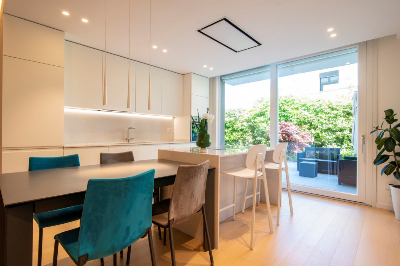 A Noventa Padovana, in contesto residenziale tranquillo e moderno, proponiamo in vendita accoglie...