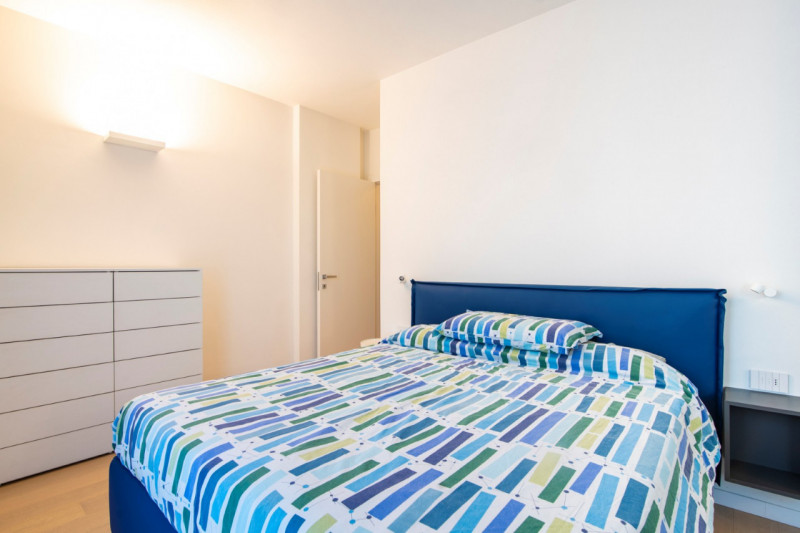 A Noventa Padovana, in contesto residenziale tranquillo e moderno, proponiamo in vendita accoglie...