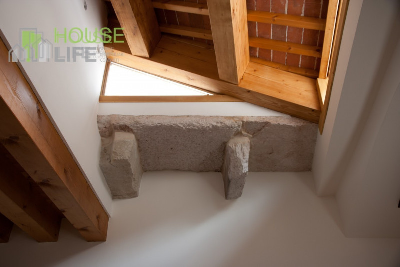 SCHIO-centro: moderno BICAMERE DUPLEX con finiture di lusso, in signorile palazzo storico nel cen...