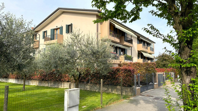 Rif. C165 -Albignasego - Se cerchi un’abitazione moderna e pronta da vivere questa è la soluzione...