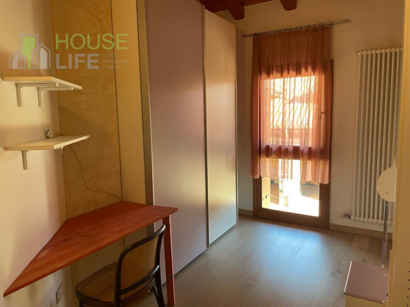 SCHIO-Magrè: in zona residenziale, moderno APPARTAMENTO BICAMERE con ingresso indipendente al pia...