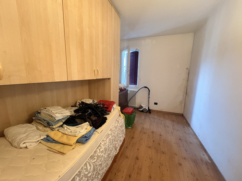 Situata nel cuore della suggestiva comune di Santa Maria di Sala, questa affascinante bifamiliare...