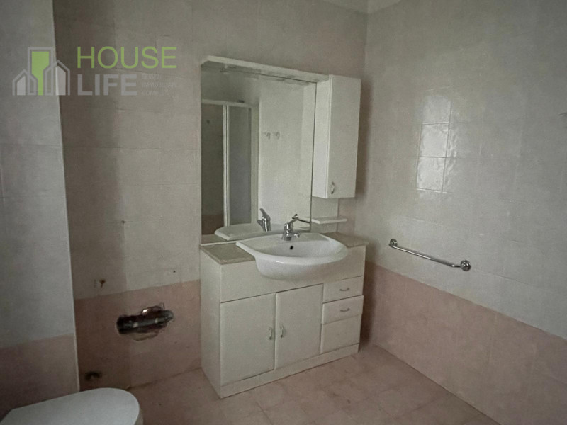 MALO - CENTRO: CASA A SCHIERA da RISTRUTTURARE 315mq con possibilità di ampliamento di 700m. EURO...