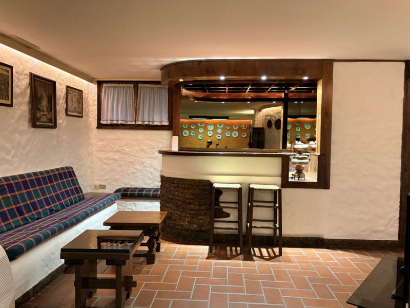 CADONEGHE - IN OTTIMA POSIZIONE , COMODA A TUTTI I SERVIZI , AFFITTASI , SOLO REFERENZIATI , VILL...