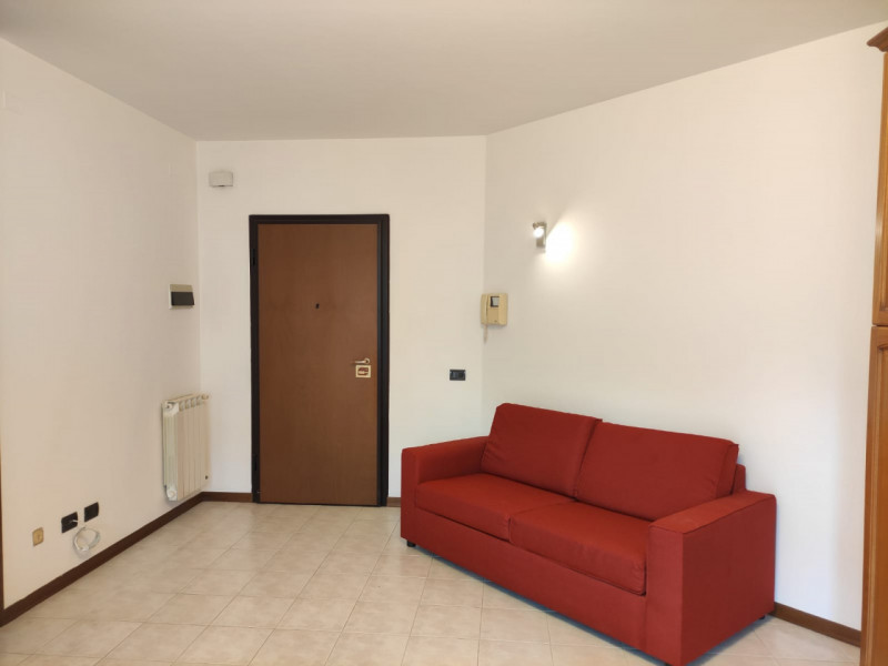 In una delle zone più richieste di Sarmeola di Rubano, comoda a tutti i principali servizi, propo...