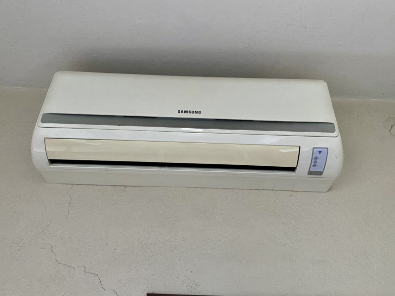 Nella frazione di Treville proponiamo in vendita un appartamento dalle generose metrature, 120 mq...