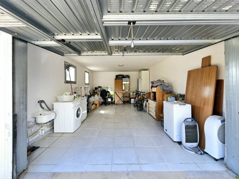 Proponiamo in vendita a Este, appartamento bilocale ideale come soluzione d’investimento. L’immob...