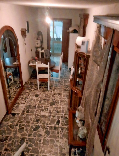 Rif. A.A.58-251

Vendita all'asta - abitazione su due livelli in data 09 giugno 2026

Descrizione...