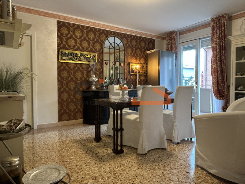 Bassano del Grappa - In tranquilla e ricercata zona residenziale di San Vito, proponiamo in VENDI...