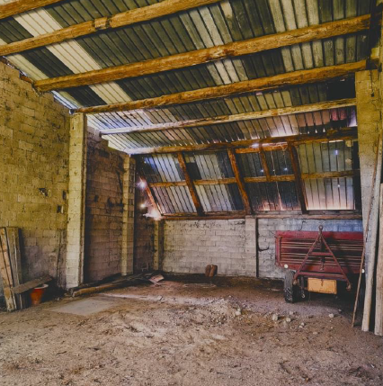 Rif. A.A.09-241

Vendita all'asta - compendio immobiliare in data 09 giugno 2026

Descrizione: tr...