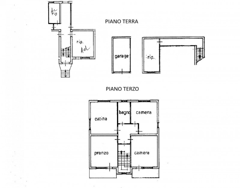 A pochi passi dal centro di Tezze sul Brenta, in una tranquilla palazzina trifamiliare sovrappost...