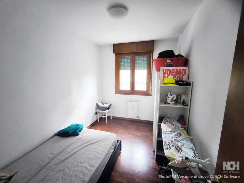 Zona monta' - vendesi appartamento trilocale al piano primo con ascensore.

L'appartamento si tro...