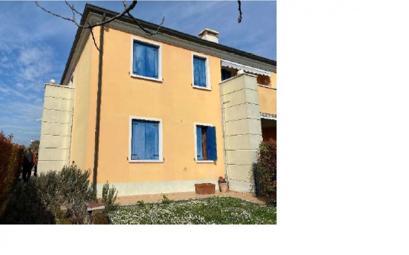 Rif. A.A.221-23

Vendita all'asta - Appartamento al piano terra in data 27 maggio 2026 

Descrizi...