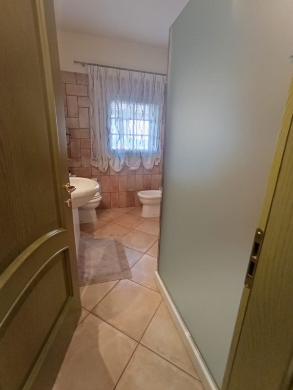 Roveredo di Guà – Loc. Cicogna  
Casa singola su lotto di 700 mq circa, in condizioni ottime.

Pr...