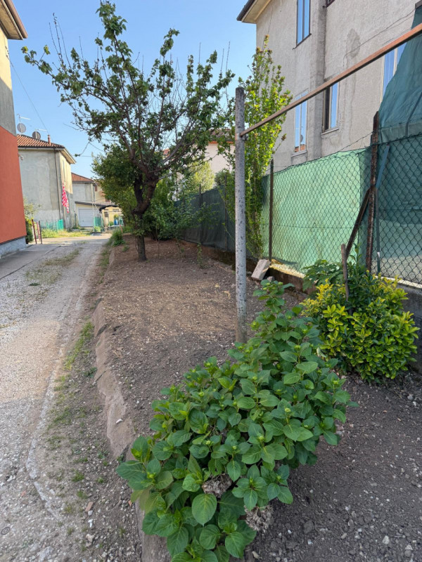 --- annuncio pubblicato con GESTIONALEIMMOBILIARE.it