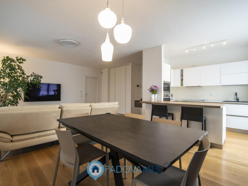 Immobile in esclusiva al Gruppo Padova MLS Ponte San Nicolò - Voltabarozzo: 

Appartamento al sec...