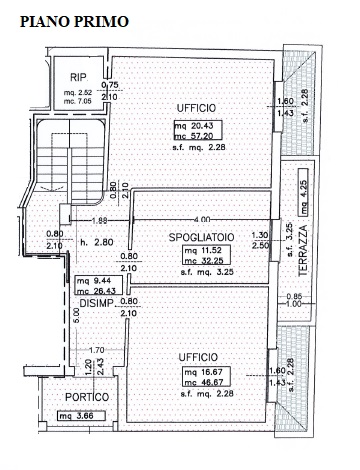 In posizione visibilissima in pieno centro a Polverara lungo la via principale, proponiamo labora...