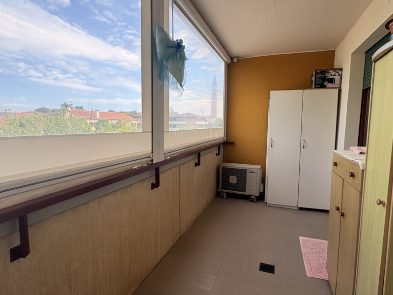 Se stai cercando un appartamento che coniughi spazio e comfort, ti presentiamo questo splendido q...