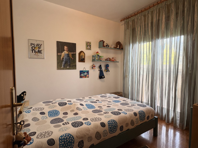 Se stai cercando un appartamento che coniughi spazio e comfort, ti presentiamo questo splendido q...