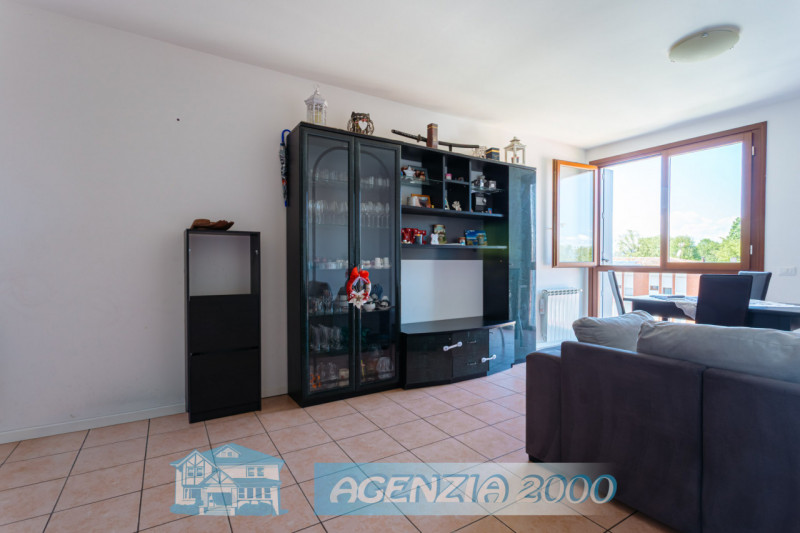 BELLISSIMA VISTA SUI TETTI DI CONSELVE!!! HO L'APPARTAMENTO CON TRAVI A VISTA PERFETTO PER TE !!!...