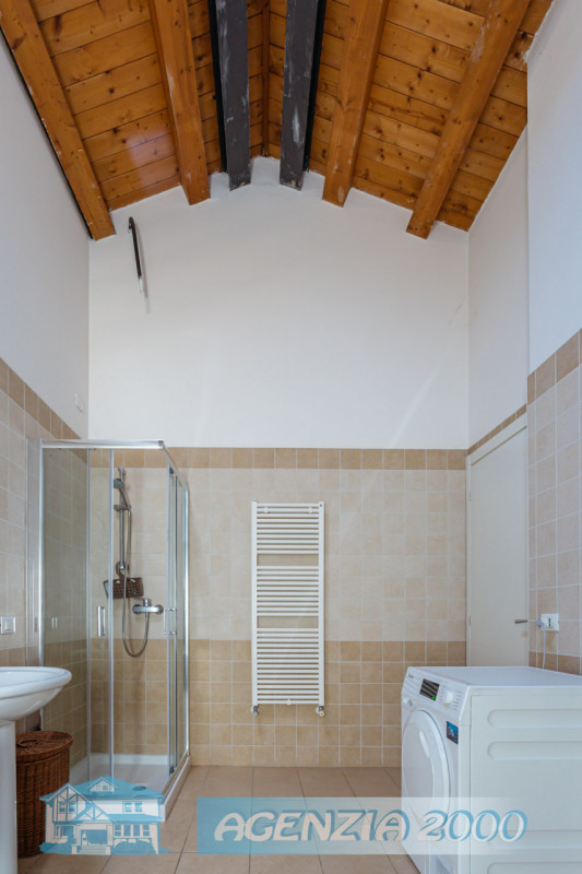 BELLISSIMA VISTA SUI TETTI DI CONSELVE!!! HO L'APPARTAMENTO CON TRAVI A VISTA PERFETTO PER TE !!!...