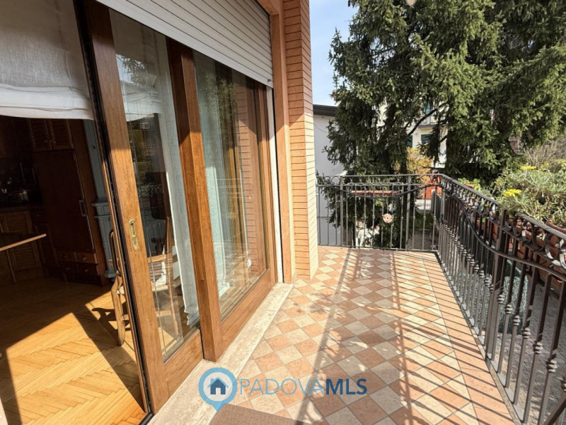 Immobile in esclusiva al Gruppo Padova MLS

SAN BELLINO - ARCELLA: In un contesto residenziale tr...