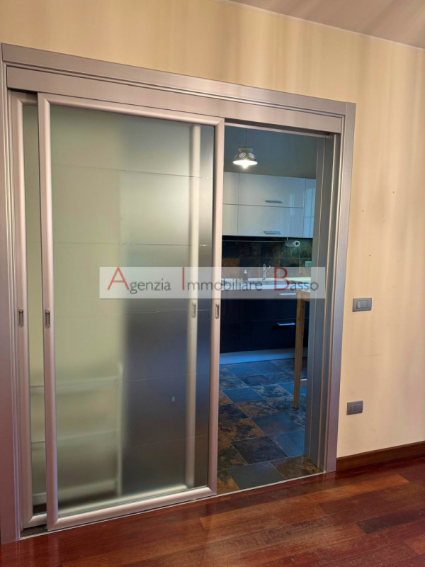 ZONA SACRA FAMIGLIA/CASTELFIDARDO – CASA INDIPENDENTE RISTRUTTURATA Classe D
In una delle zone pi...