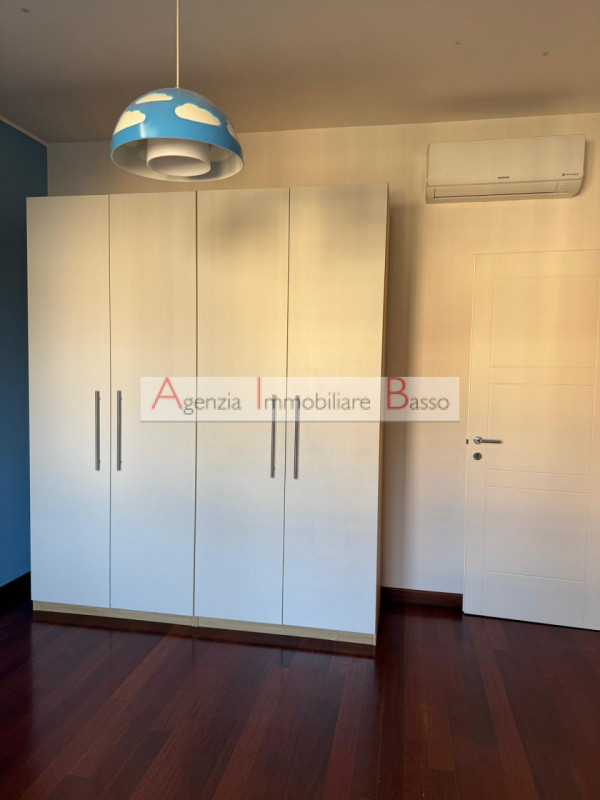 ZONA SACRA FAMIGLIA/CASTELFIDARDO – CASA INDIPENDENTE RISTRUTTURATA Classe D
In una delle zone pi...