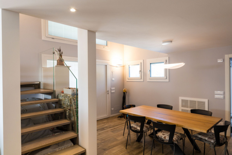 In una bellissima posizione rialzata a Baone, località Calaone, proponiamo in vendita spettacolar...