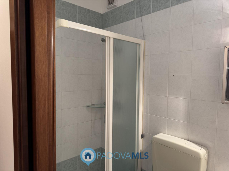 Immobile in esclusiva al Gruppo Padova MLS
Recente appartamento in ottime condizioni posta al pia...