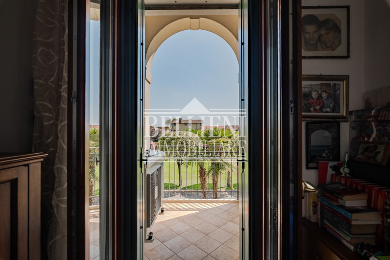 COSTABISSARA - Proponiamo in vendita straordinaria villa moderna situata nelle vicinanze di Costa...