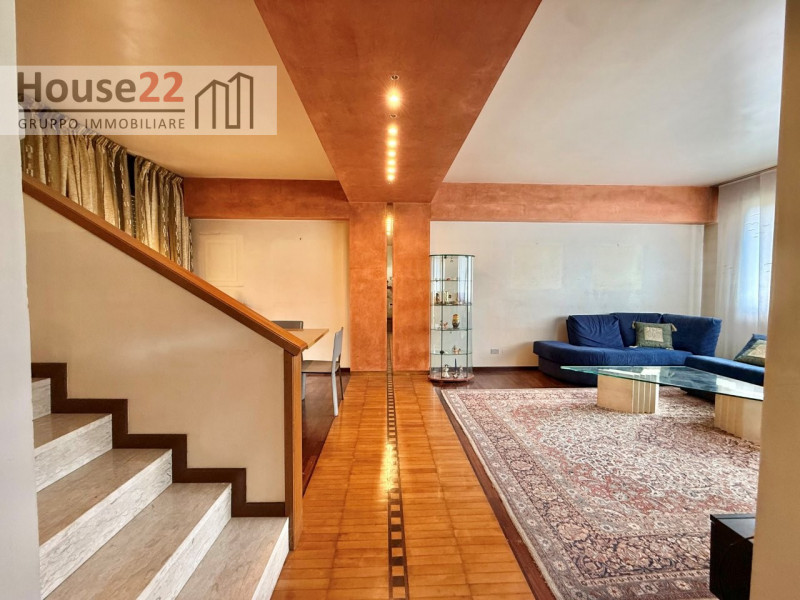 CAVAZZALE - VICENZA. In tranquillo e curato residence di 15 unità residenziali proponiamo SCHIERA...