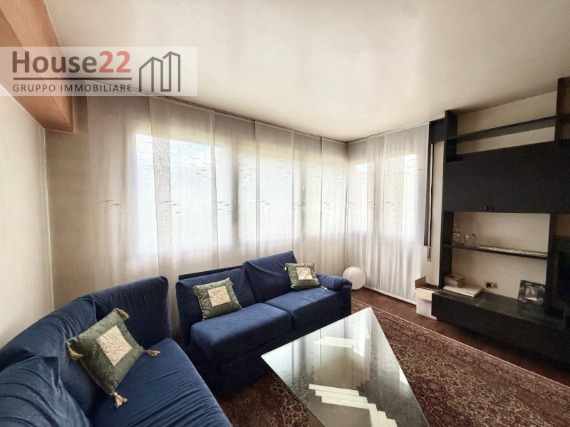 CAVAZZALE - VICENZA. In tranquillo e curato residence di 15 unità residenziali proponiamo SCHIERA...