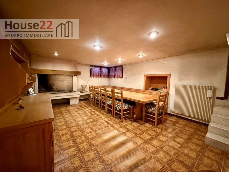CAVAZZALE - VICENZA. In tranquillo e curato residence di 15 unità residenziali proponiamo SCHIERA...