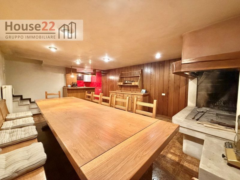 CAVAZZALE - VICENZA. In tranquillo e curato residence di 15 unità residenziali proponiamo SCHIERA...
