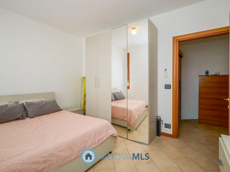 Immobile in esclusiva al Gruppo Padova MLS
In una delle zone residenziali più tranquille e richie...