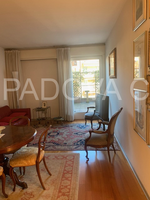 Scopri questo splendido appartamento situato nel prestigioso contesto di Corso Milano a Padova. Q...