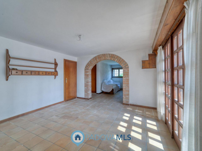 Immobile in esclusiva al Gruppo Padova MLS 

MONSELICE Zona Solana, ai piedi del colle Montericco...