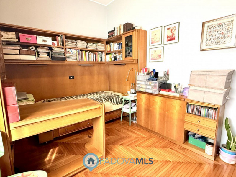 Immobile in esclusiva al Gruppo Padova MLS

SAN BELLINO - ARCELLA: In un contesto residenziale tr...