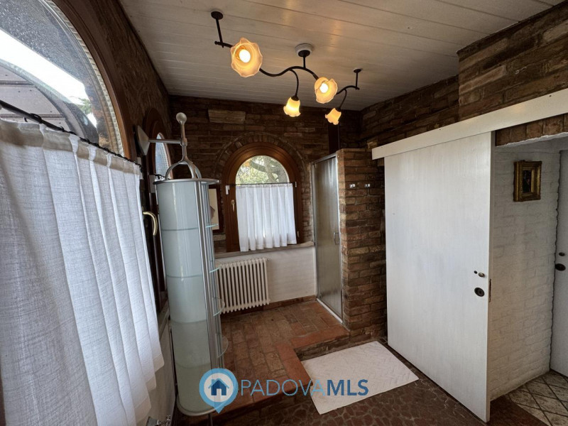 Immobile in esclusiva al Gruppo Padova MLS
Se amate la tranquillità e allo stesso tempo la vicina...