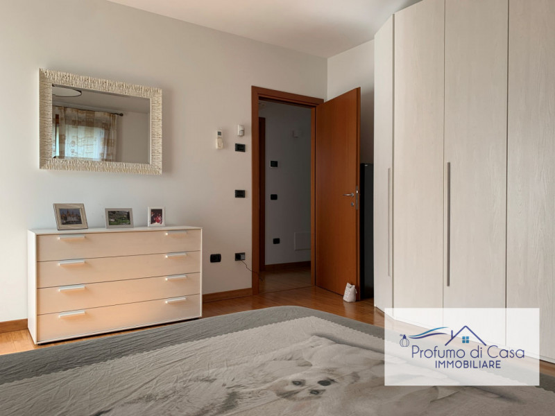 VIGONZA - Siamo lieti di presentare un'affascinante casa singola situata nel cuore residenziale d...