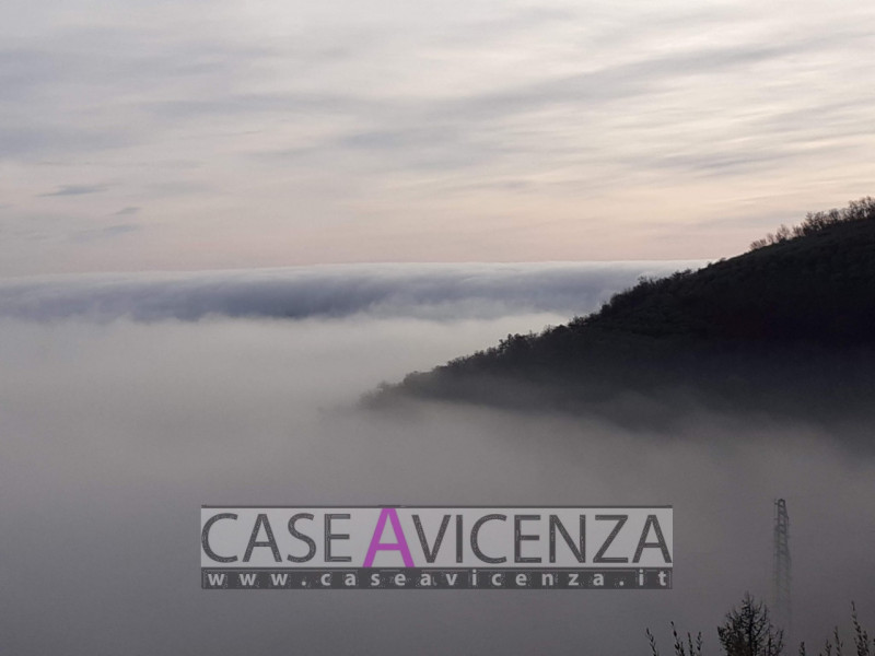 NANTO - COLLINA - Proponiamo in "ESCLUSIVA" la vendita di una casa singola disposta tutta su un p...