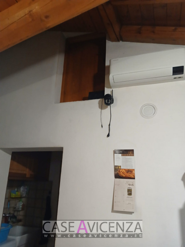 NANTO - COLLINA - Proponiamo in "ESCLUSIVA" la vendita di una casa singola disposta tutta su un p...