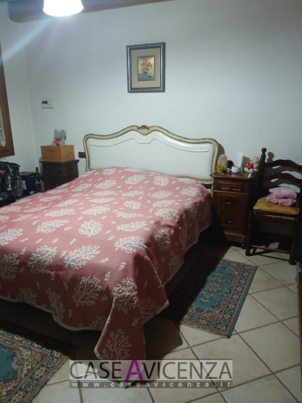 NANTO - COLLINA - Proponiamo in "ESCLUSIVA" la vendita di una casa singola disposta tutta su un p...