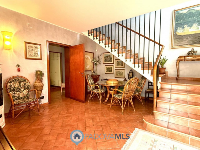 Immobile in esclusiva al Gruppo Padova MLS

SAN BELLINO - ARCELLA: In un contesto residenziale tr...