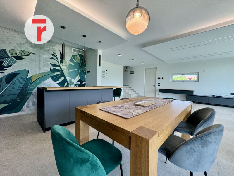 SAN GIORGIO - vicinanze CAMPODARSEGO, CAMPOSAMPIERO -- zona verde e tranquilla, con tutti i servi...