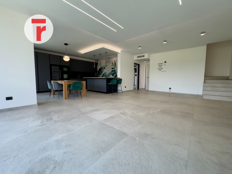 SAN GIORGIO - vicinanze CAMPODARSEGO, CAMPOSAMPIERO -- zona verde e tranquilla, con tutti i servi...