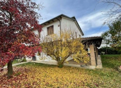 Rif. A.A.65-24

Vendita all'asta - abitazione su 2 livelli con terreno in data 10 giugno 2026

De...