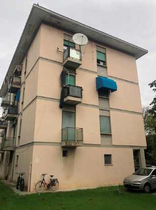 Rif. A.A.476-24

Vendita all'asta - appartamento al 2° piano con garage in data 10 giugno 2026

D...