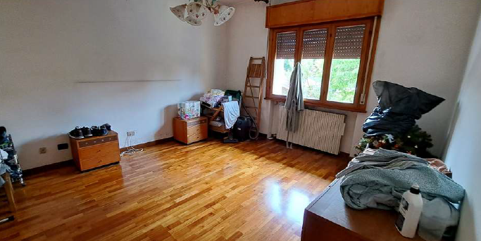 Rif. A.A.5-25

Vendita all'asta - bifamiliare su 2 livelli con garage in data 10 giugno 2026

Des...